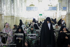 لحظه تحویل سال نو در آستان قدس رضوی