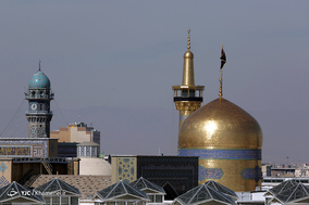 حضور و سخنرانی رهبر انقلاب در اجتماع زائران و مجاوران حرم مطهر رضوی