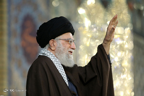حضور و سخنرانی رهبر انقلاب در اجتماع زائران و مجاوران حرم مطهر رضوی