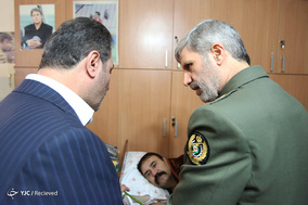 بازدید وزیر دفاع و پشتیبانی نیرو‌های مسلح از مرکز توانبخشی جانبازان ثارالله تهران