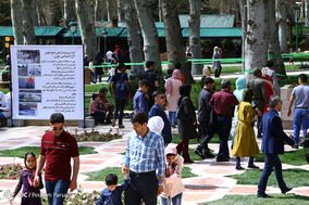 بازدید نوروزی از کاخ موزه نیاوران