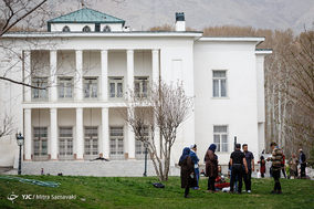 بازدید مسافران نوروزی از محوطه ی مجموعه فرهنگی تاریخی سعدآباد