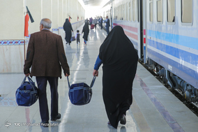 مسافرین نوروزی در ایستگاه راه اهن اصفهان