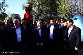 بازدید شهردار تهران از جشن نوروزگاه