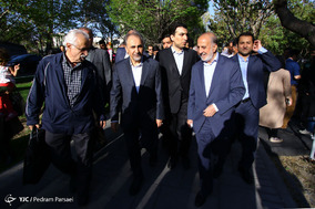 بازدید شهردار تهران از جشن نوروزگاه