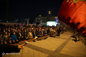 گلباران حرم امام رضا (ع) در شب میلاد امام جواد (ع)