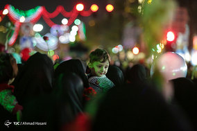 گلباران حرم امام رضا (ع) در شب میلاد امام جواد (ع)