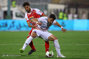 دیدار تیم‌های فوتبال پرسپولیس و سایپا