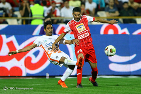 دیدار تیم‌های فوتبال پرسپولیس و سایپا