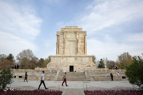 ایرانِ من؛ آرامگاه فردوسی - مشهد