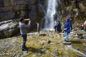بازدید مسافران نوروزی از گنجنامه همدان