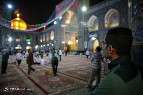 آیین اعتکاف در حرم حضرت امام رضا (ع)