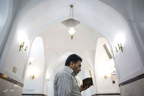 آیین اعتکاف در حرم حضرت امام رضا (ع)