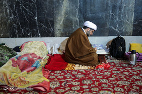 آیین اعتکاف در حرم حضرت امام رضا (ع)