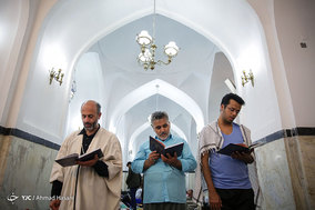 آیین اعتکاف در حرم حضرت امام رضا (ع)