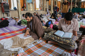 آیین معنوی اعتکاف در قم