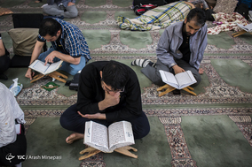آیین معنوی اعتکاف در مسجد قدس