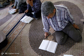 مراسم اعتکاف در امامزاده صالح