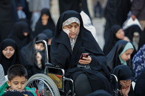 قرائت دعای پرفضیلت ام داوود در حرم مطهر امام رضا (ع)