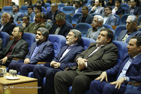 نشست صمیمانه کارکنان وزارت کشور با  رحمانی فضلی