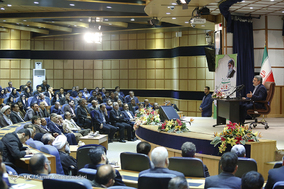 نشست صمیمانه کارکنان وزارت کشور با  رحمانی فضلی