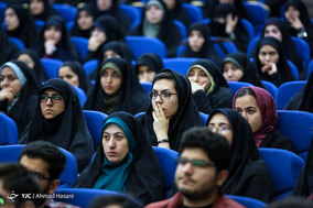 دیدار معاون اول قوه قضاییه با دانشجویان دانشگاه علوم پزشکی مشهد