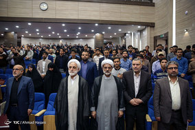 دیدار معاون اول قوه قضاییه با دانشجویان دانشگاه علوم پزشکی مشهد