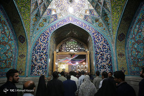 حال و هوای حرم مطهر امام رضا (ع) در شب مبعث پیامبر رحمت