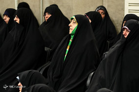 دیدار مسئولان نظام و سفرای کشورهای اسلامی با مقام معظم رهبری