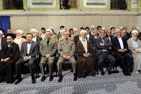 دیدار مسئولان نظام و سفرای کشورهای اسلامی با مقام معظم رهبری