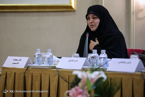 آئین رونمایی از کتاب 