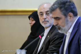 آئین رونمایی از کتاب 