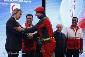 مراسم تقدیر از امدادگران،‌ داوطلبان و جوانان هلال‌احمر