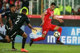 دیدار تیم های فوتبال پرسپولیس و السد