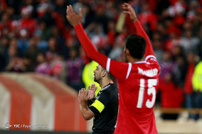 دیدار تیم های فوتبال پرسپولیس و السد