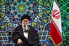 دیدار جمعی از فرماندهان لشگر 77 ثامن الائمه ارتش در مشهد با آیت الله علم الهدی