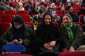 آیین رونمایی از مجموعه برگزیده آثار لوریس چکناواریان
