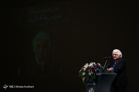آیین رونمایی از مجموعه برگزیده آثار لوریس چکناواریان