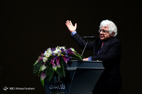 آیین رونمایی از مجموعه برگزیده آثار لوریس چکناواریان