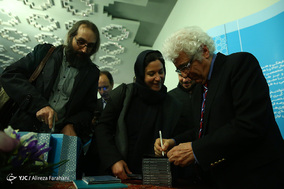 آیین رونمایی از مجموعه برگزیده آثار لوریس چکناواریان
