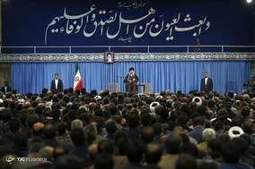 دیدار وزیر و جمعی از کارکنان وزارت اطلاعات با رهبر معظم انقلاب اسلامی