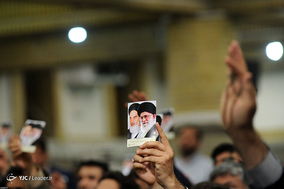 دیدار وزیر و جمعی از کارکنان وزارت اطلاعات با رهبر معظم انقلاب اسلامی