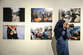 افتتاح نمایشگاه 28 سال عکاسی از  فلسطین در تهران