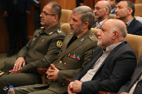 امضای تفاهم نامه قرارداد احداث خط انتقال گاز ایرانشهر به چابهار ما بین وزیر دفاع و پشتیبانی نیروهای مسلح و وزیر نفت