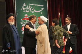 دومین جشنواره آموزشی تحصیلی جایزه ملی ایثار