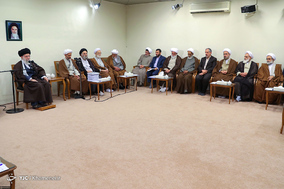 دیدار دست‌اندرکاران همایش نکوداشت حکیم طهران با رهبر معظم انقلاب