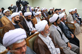 دیدار دست‌اندرکاران همایش نکوداشت حکیم طهران با رهبر معظم انقلاب