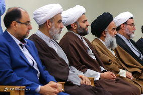 دیدار دست‌اندرکاران همایش نکوداشت حکیم طهران با رهبر معظم انقلاب