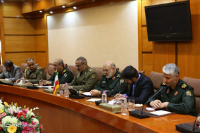 دیدار فرمانده نیروی دریایی هند با جانشین وزیر دفاع ایران