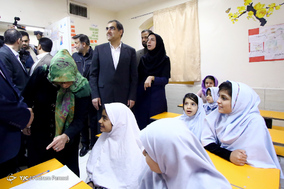 بازدید وزیر بهداشت از مرکز آموزشی پرتو ویژه کودکان کار